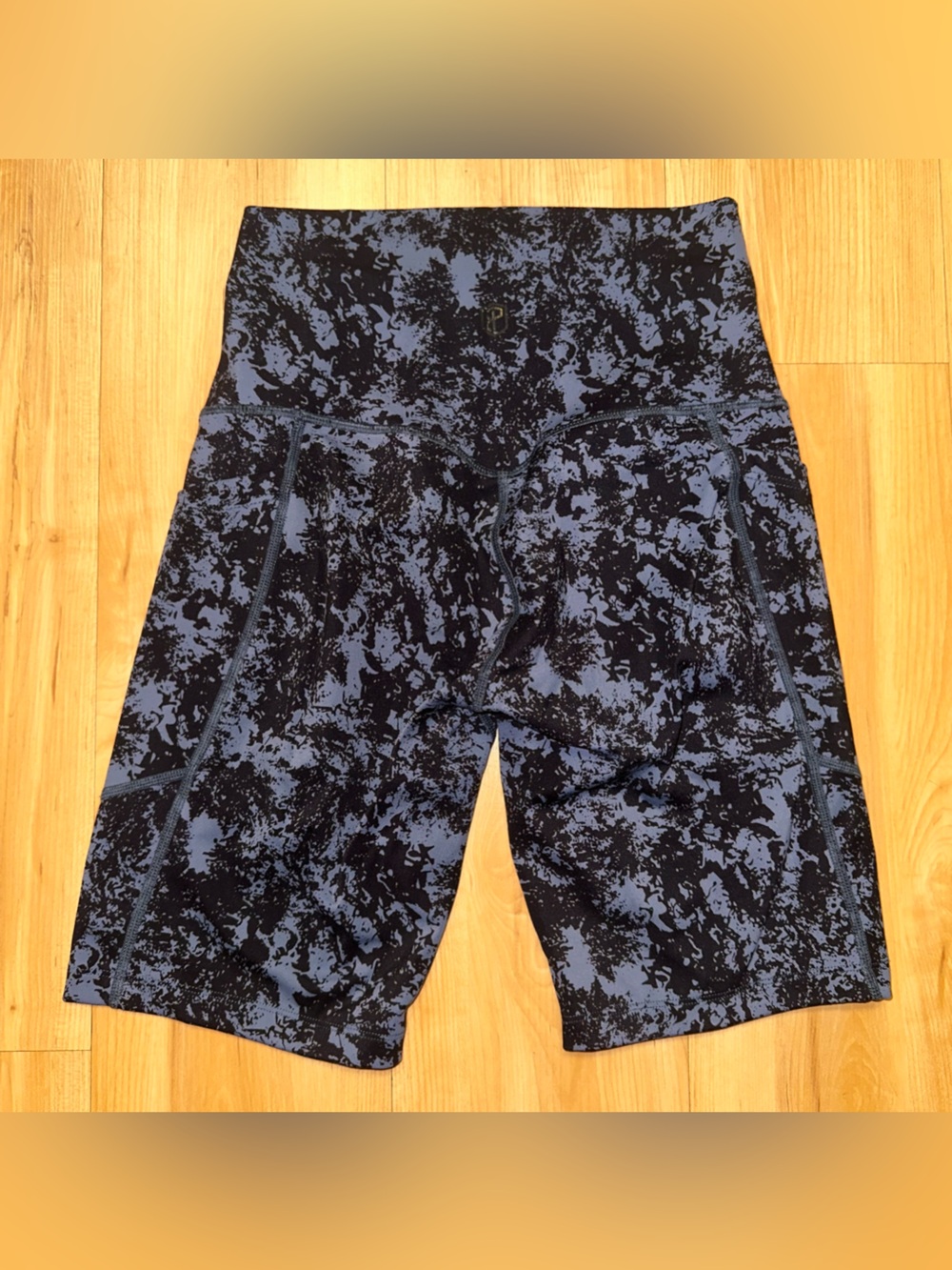 Active Shorts - Picture 2 of 3